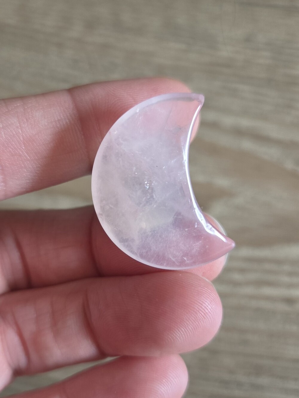 ✨🌙 Rose Quartz Moon Car Vent Clip 🌙✨